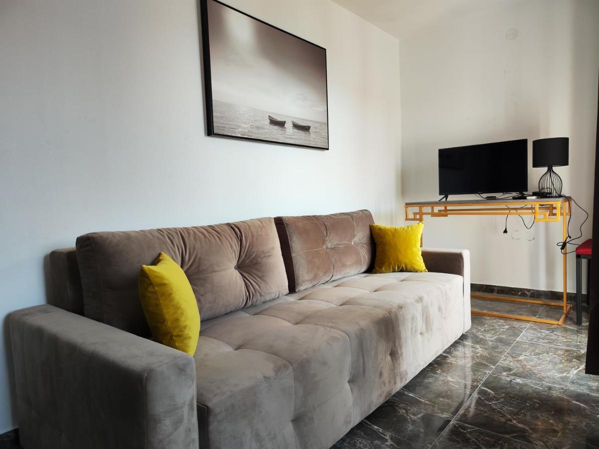 Apartments Orhidelia 니바이스 외부 사진