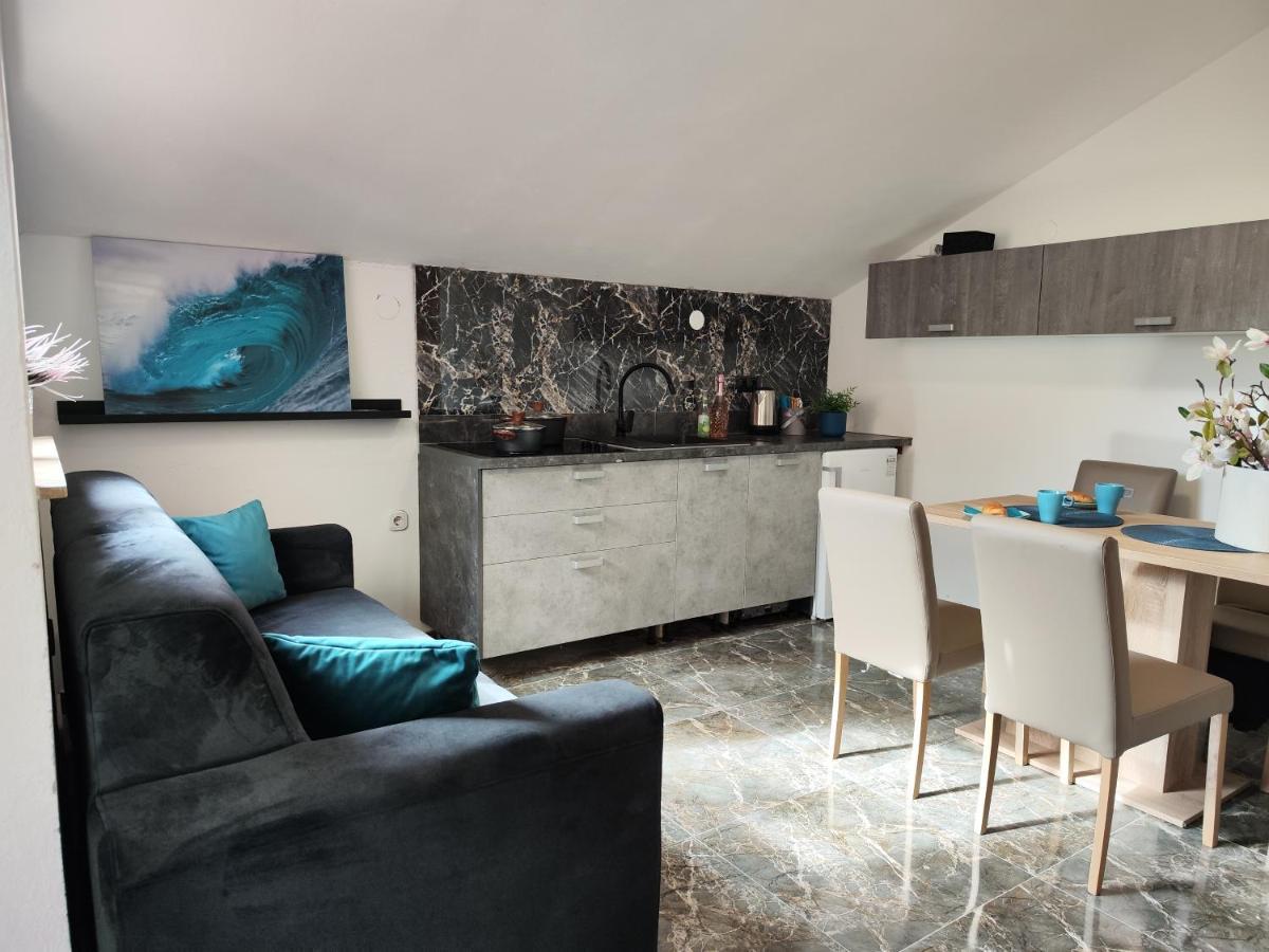 Apartments Orhidelia 니바이스 외부 사진